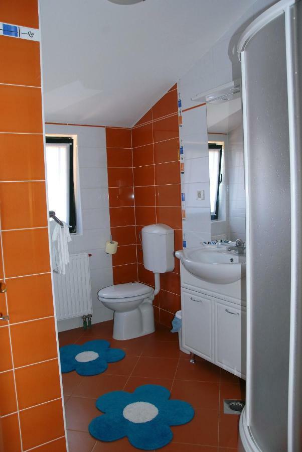 פורץ Apartmani Bauk מראה חיצוני תמונה