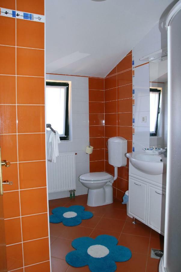 פורץ Apartmani Bauk מראה חיצוני תמונה