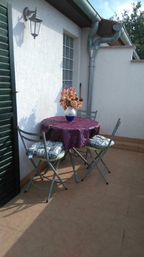 פורץ Apartmani Bauk מראה חיצוני תמונה