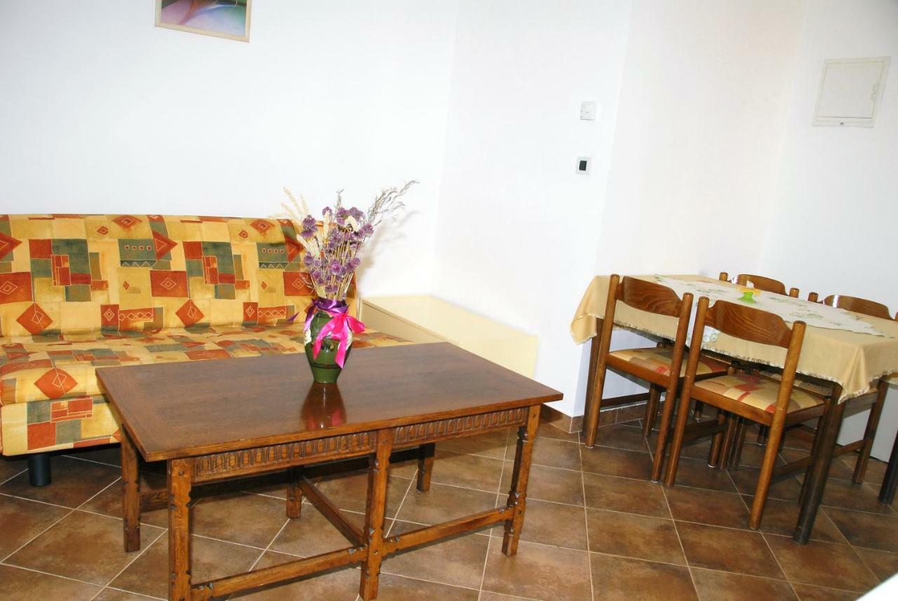 פורץ Apartmani Bauk מראה חיצוני תמונה
